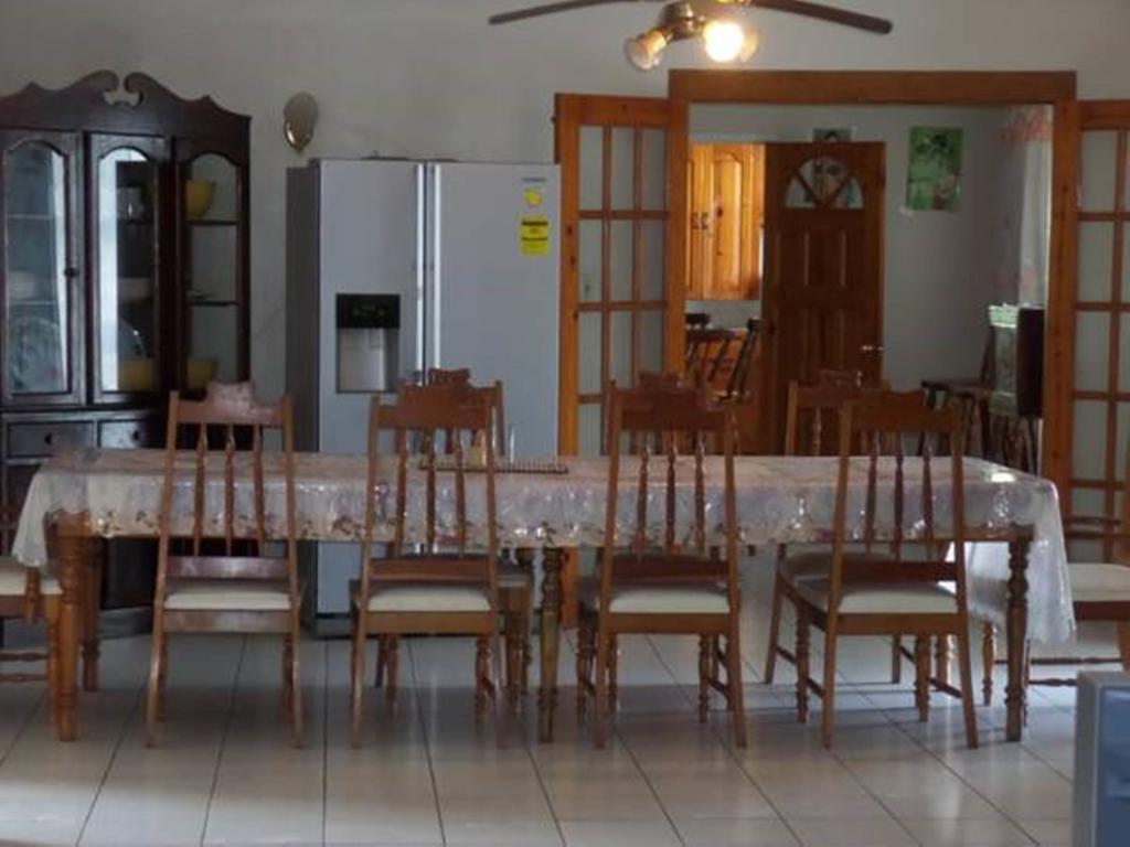 מונטגו ביי Villa Donna Inn מראה חיצוני תמונה